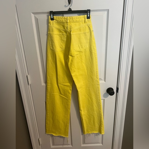 ZARA high rise yellow jeans! - Picture 3 of 3
